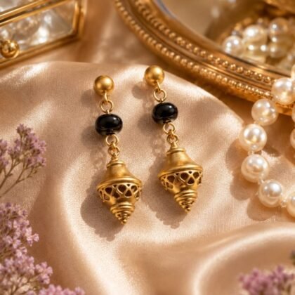 Marfil y Noche — Black Onyx & Gold Earrings, Collected Abroad · Colombia